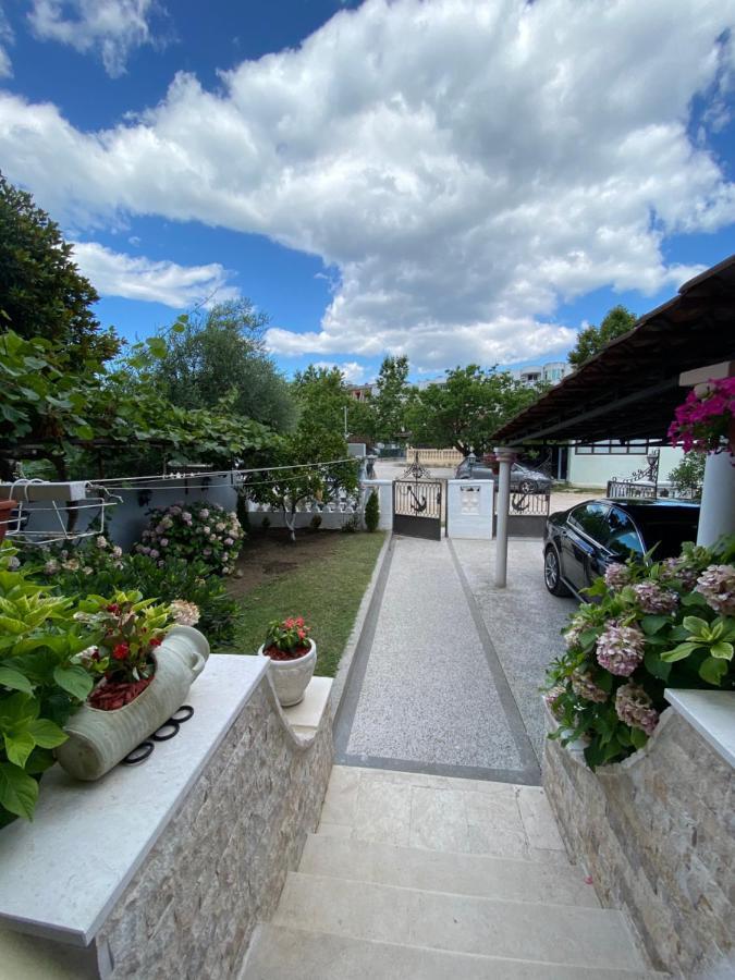 Studio Rooms Moncherie Ulcinj Exterior photo